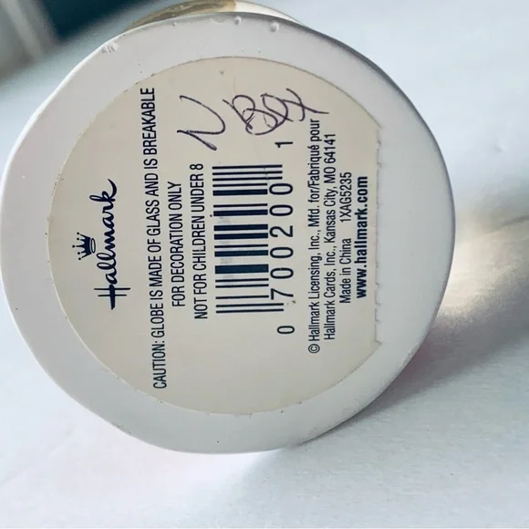 Hallmark Mini "Deer Friends" Snow Globe - Picture 4 of 6